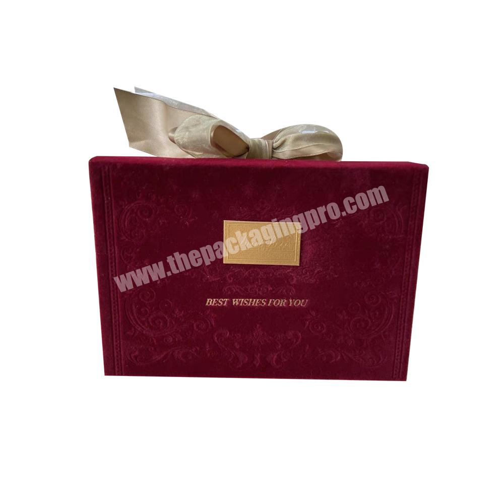 Velvet Luxury Fancy Packaging Chocolate Candy Flower Gift Box with Ribbon Closure