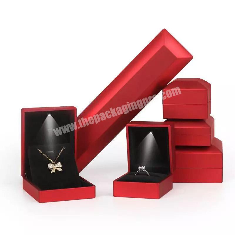 Wholesale Custom Logo Big Large Velvet Bridal Luxury PU Leather Jewelry Set Boxes with Led Light