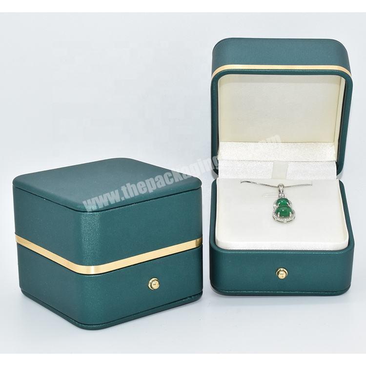 Wholesale Custom Logo Luxury Packaging Jewelry Pendant Box Jewelry Gift Display