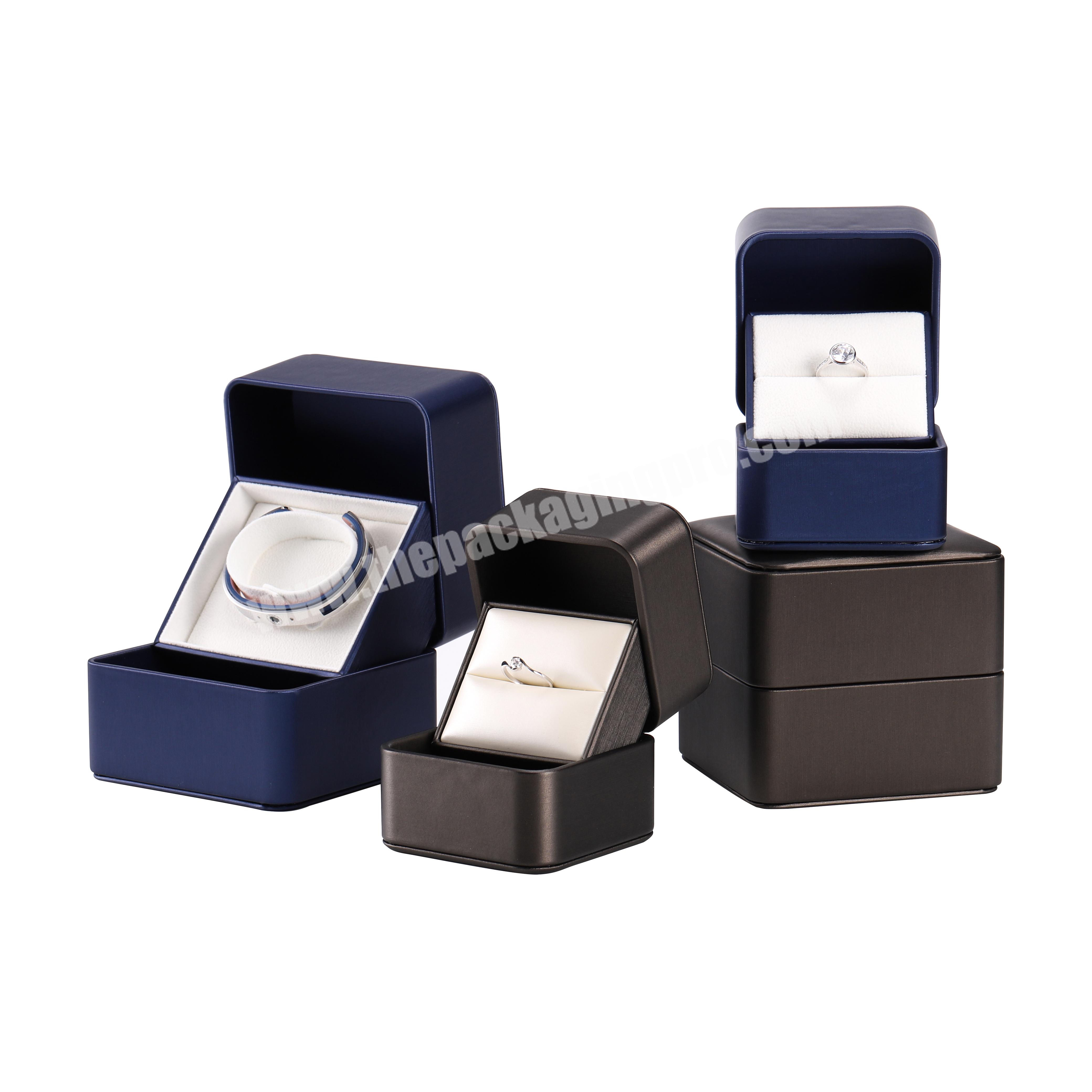 Wholesale Custom Logo Necklace Vintage Personalized Luxury Storage Gift Musical Jewelry Box