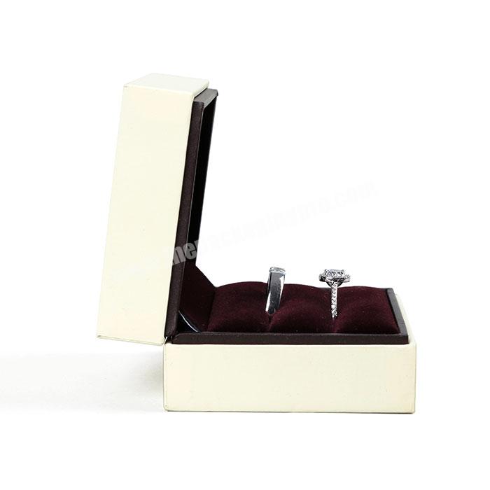 Wholesale Factory High Quality Custom Ready Stock Square White plastic pendant box Jewelry Rings Boxes