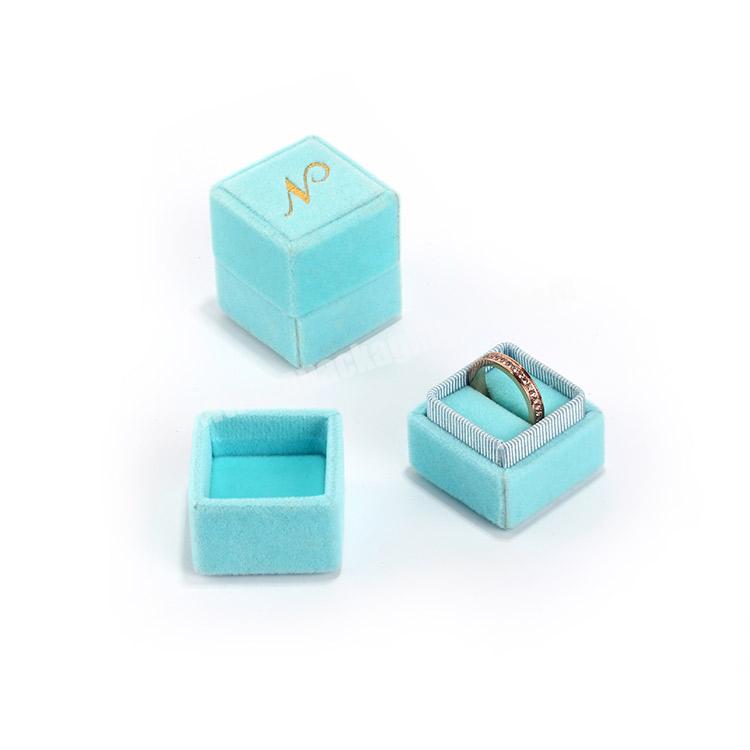 Wholesale High End Luxury Private Label Mini Small Velvet Ring Jewelry Box Custom Logo Suede Velvet Jewelry Ring Box Slim