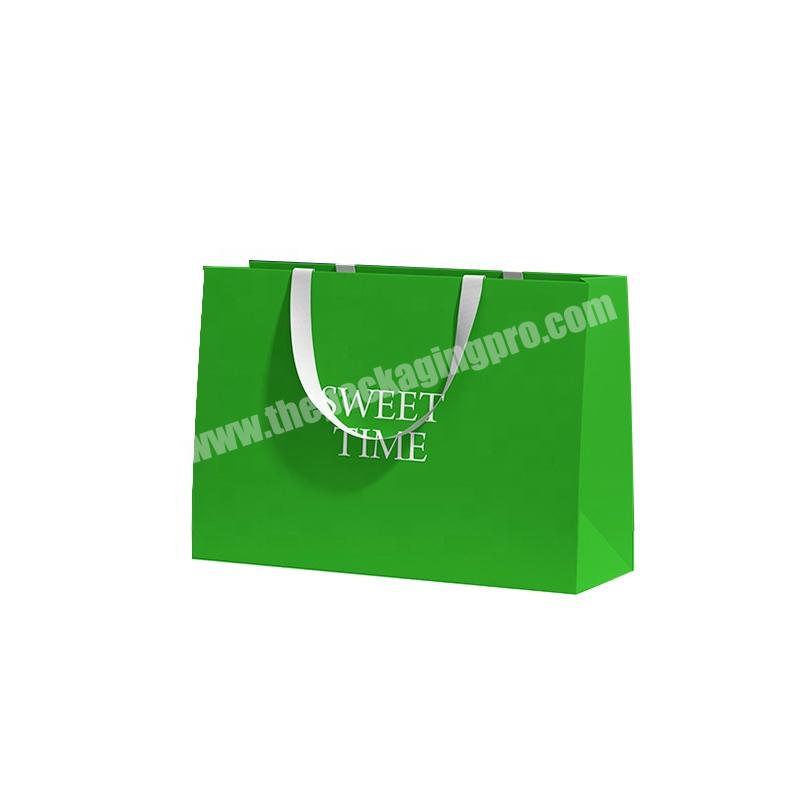 Wholesale Luxury Gift Shopping Bag Garments Packaging Paper Bag With Logo For Clothing Custom Packaging Bag
