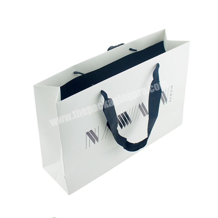 Custom Printed White Boutique Clothes Retail Shopping Gift Paper Packaging Bags with Logos