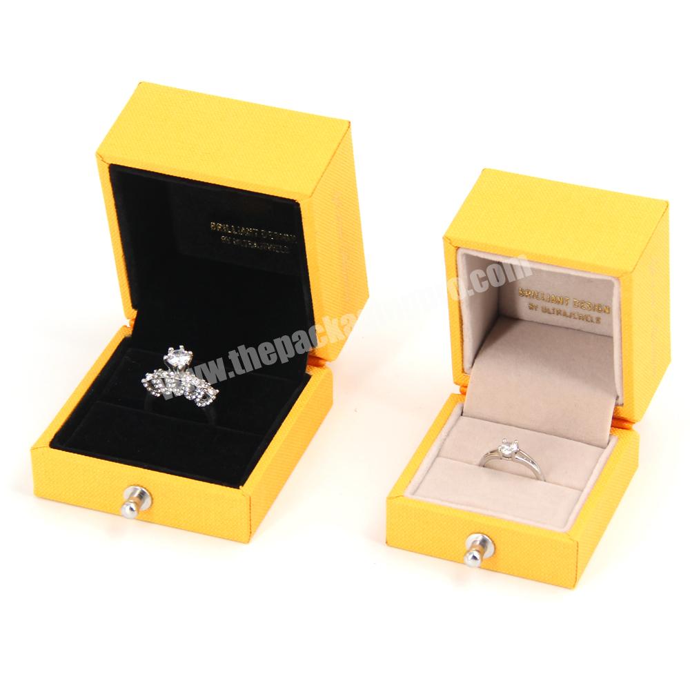Custom logo luxury square jewelry packaging boxes flip cover ring set jewelry packaging box ring gift high end linen jewelry box