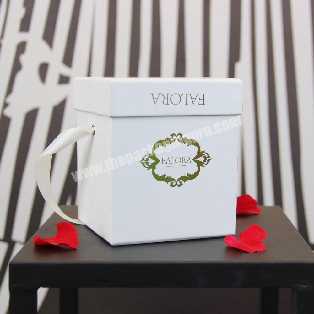 Custom luxury white square gift boxes with lid advanced technology paper packaging gift box box for flowers with custom logo