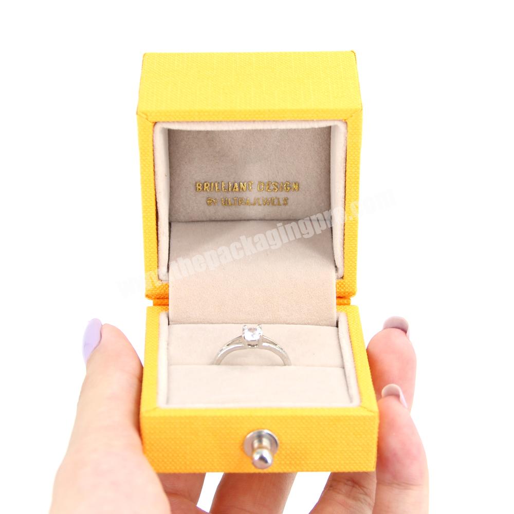 Eco friendly cardboard jewelry box travel packaging ring necklace custom jewelry boxes with logo luxury mini velvet jewelry box