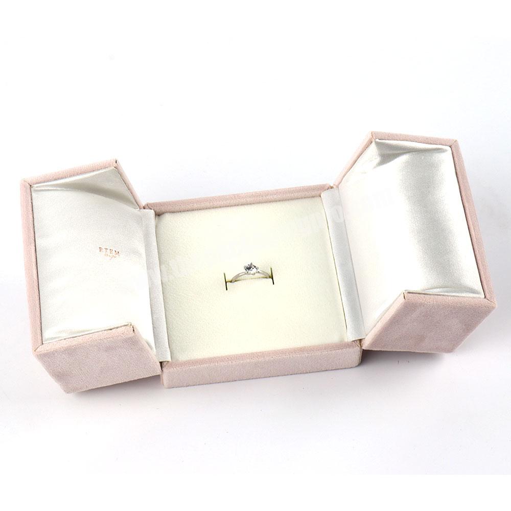 High end luxury jewelry box small retro style pink travel jewelry storage box wedding ring box jewelry packaging