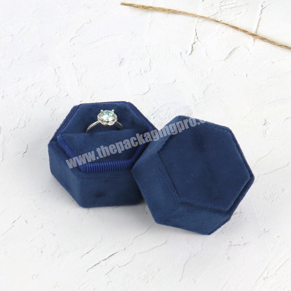 High-end luxury small gift boxes jewelry gifts ring boxes wedding velvet jewelry ring box custom logo packaging