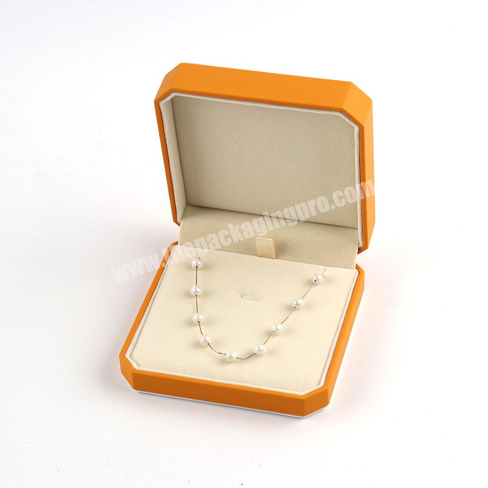 Luxury custom  jewelry packaging box with logo leather eco friendly jewelry storage box necklace box packaging jewelry