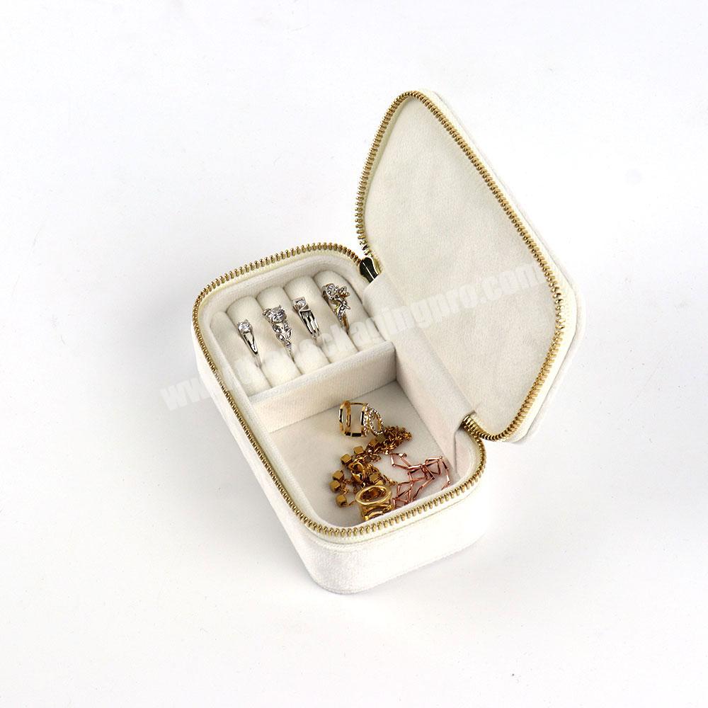 Luxury custom logo white velvet jewelry box eco friendly square gift packaging jewelry box travel jewelry organiser cases