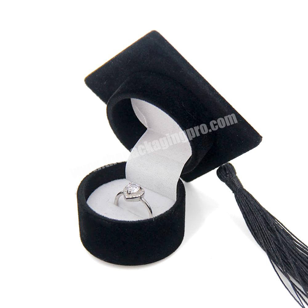 Luxury logo custom velvet ring jewelry box packaging graduation ring box packaging ring gift cowboy hat jewelry box