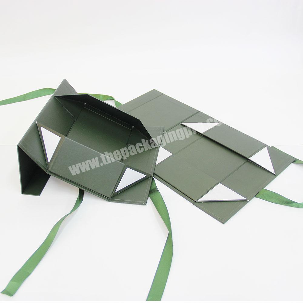 Luxury paper folding mailing gift box custom product simple and elegant folding magnetic box cardboard paper folding gift box