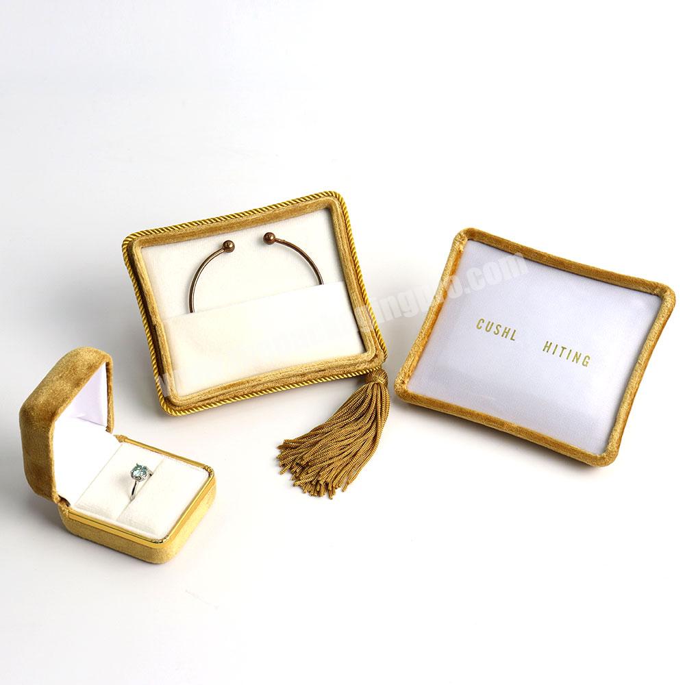 Luxury velvet jewelry earing gift box mini jewelry gift box bangle bracelet pendant valentines day gift jewelry box packaging