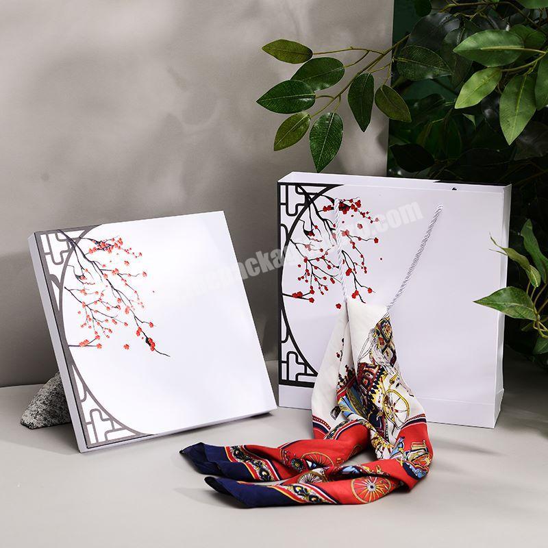 New Chinese Style Plum Blossom Printing Lid And Base Box Square Luxury White Gift Boxes With Lids For Silk Scarf