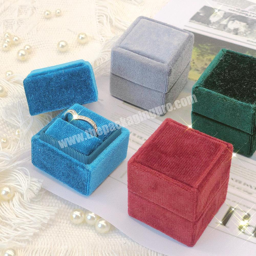 Velvet jewelry ring packaging box custom velvet ring gift set boxes with logo portable wedding ring packaging velvet jewelry box