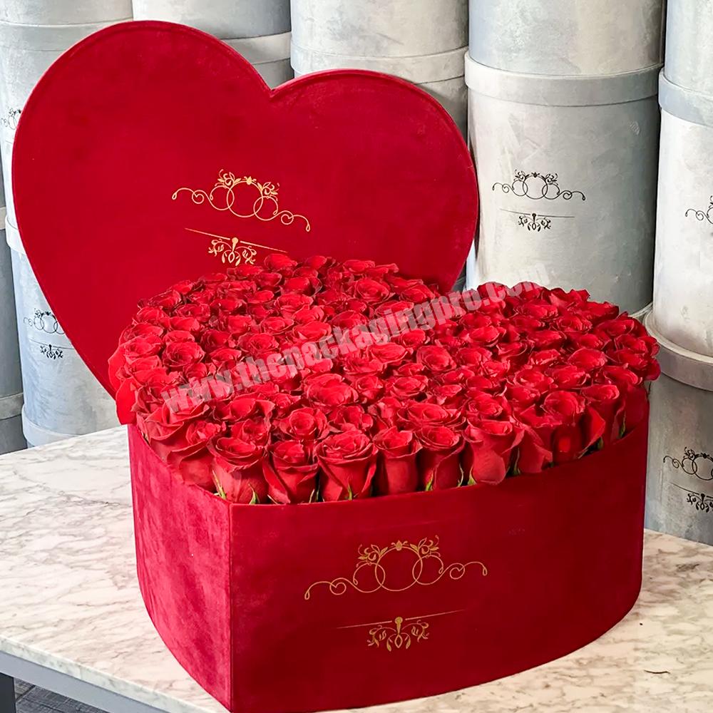 Wholesale custom high quality red velvet heart shaped flower box with insert foam for preserved roses