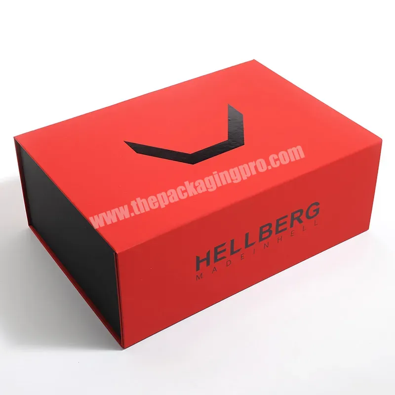 New Arrival Simple Elegant Luxury Customized Logo Foldable Magnetic Clothes Closure Flat Pack Gift Folding Box Handle - Buy Packaging Perfume Gift Boxes,Perfume Gift Box,Clothes Perfume Bottle With Box.