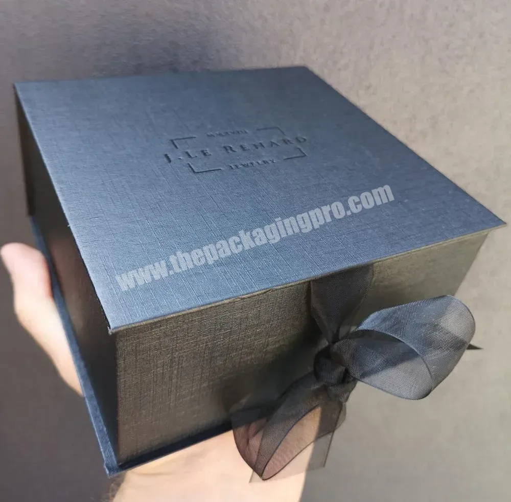 Black Custom Logo Foil Stamped Jewelry Rigid Box - Buy Luxury Jewelry Boxes,Black Packaging Box,Quality Rigid Boxes.